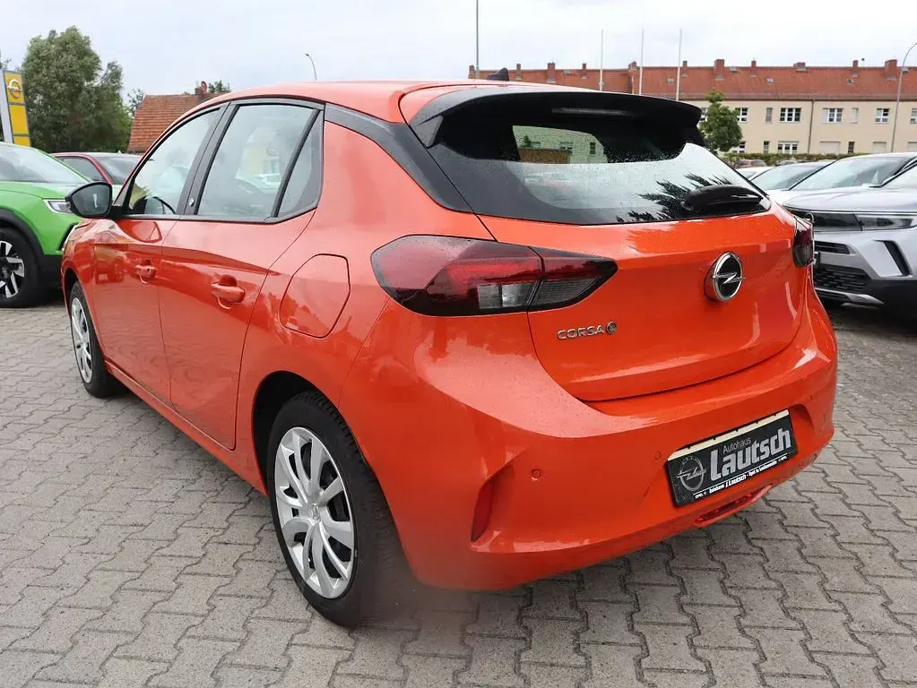 Gebraucht Opel Corsa-e Edition 100 kW (136 PS) 2022 Orange Kleinwagen