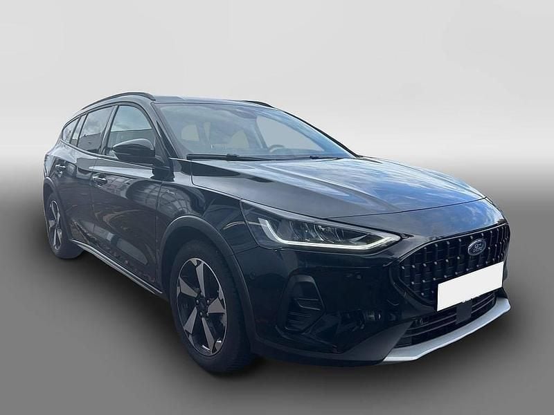 Gebraucht Ford Focus Active X 125 PS (91 kW) 2024 Schwarz Kombi