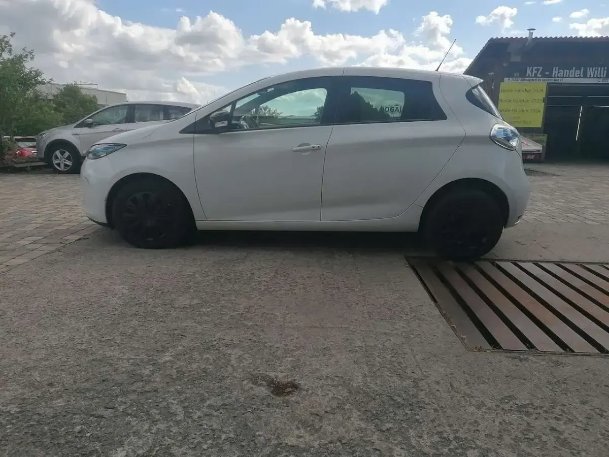 Usata Renault Zoe Intens 42 kW (58 CV) 2017 Bianco Utilitaria