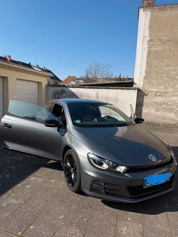Gebraucht VW Scirocco R-line 179 PS (131 kW) 2017 Grau Coupé