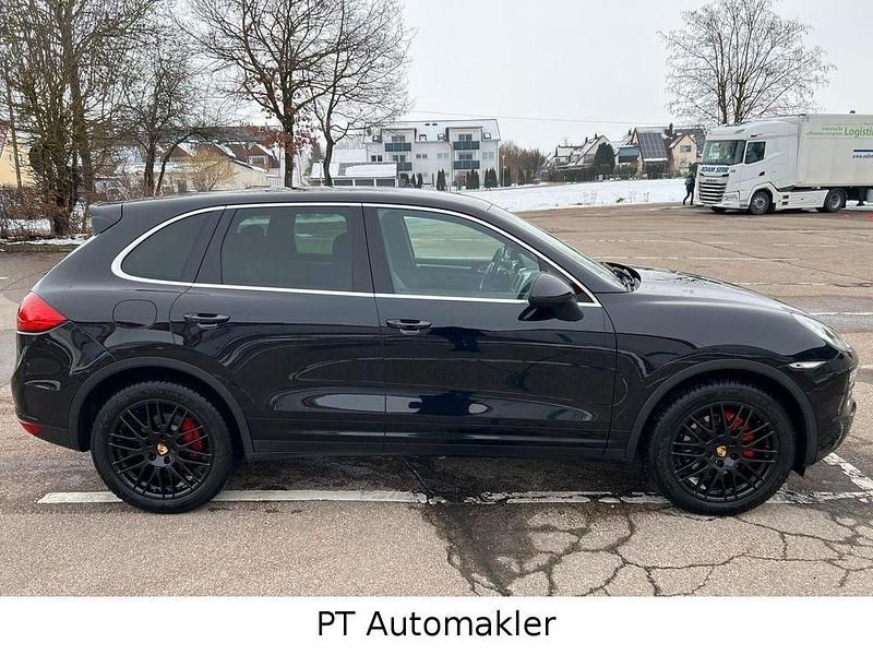 Gebraucht Porsche Cayenne 245 PS (180 kW) 2012 Schwarz SUV
