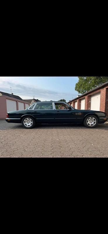Grün Gebraucht 2000 Jaguar XJ Limousine | 5.555 € (Superpreis) - Bild 1/4