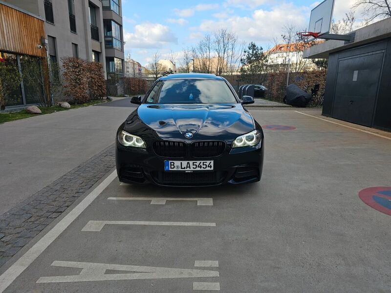 Schwarz Gebraucht 2015 BMW 530 M Sport Limousine | 19.500 € (Fairer Preis) - Bild 1/4