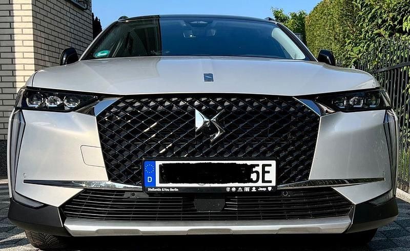 Gebraucht DS Automobiles DS4 Crossback Opera 224 PS (164 kW) 2023 Grau SUV