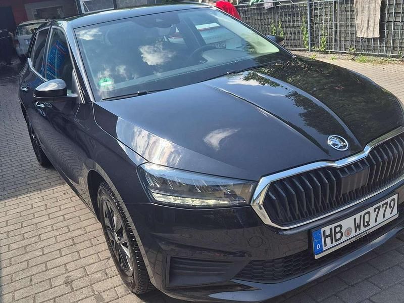 Schwarz Gebraucht 2022 Skoda Fabia Style Kleinwagen | 12.500 € (Fairer Preis) - Bild 1/4