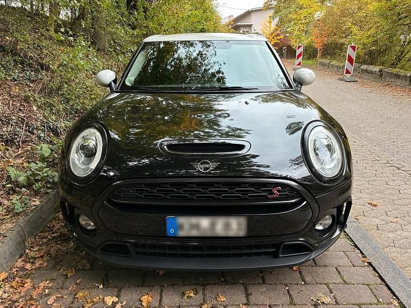 Schwarz Gebraucht 2019 Mini Cooper S Clubman Kombi | 19.900 € (Fairer Preis) - Bild 1/4