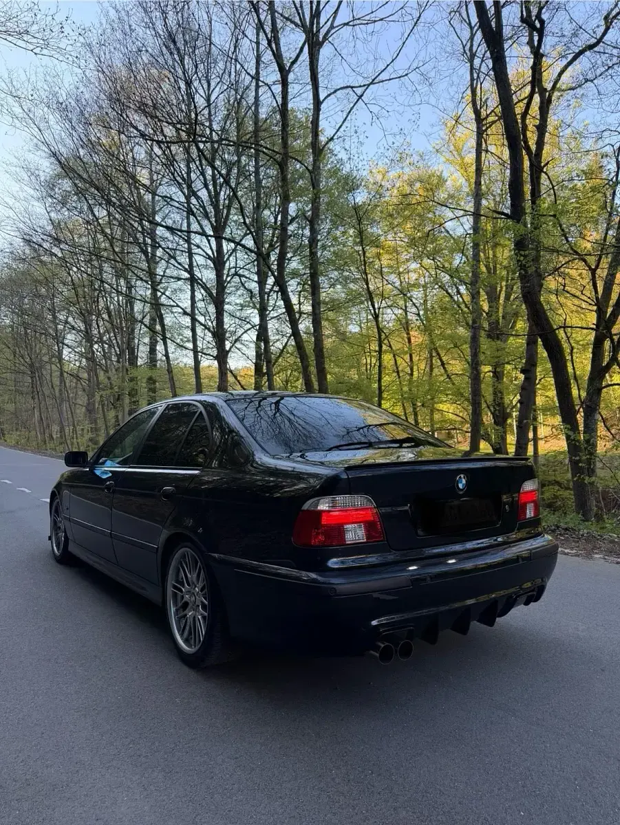 Gebraucht BMW 523 M Sport 170 PS (125 kW) 1998 Schwarz Limousine