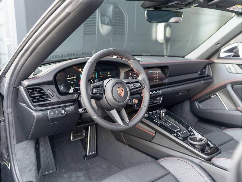 Neu Porsche 911 Targa 4S 480 PS (353 kW) 2025 Schwarz Cabrio