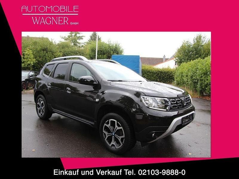 Schwarz Gebraucht 2021 Dacia Duster Celebration SUV | 14.990 € (Fairer Preis) - Bild 1/4