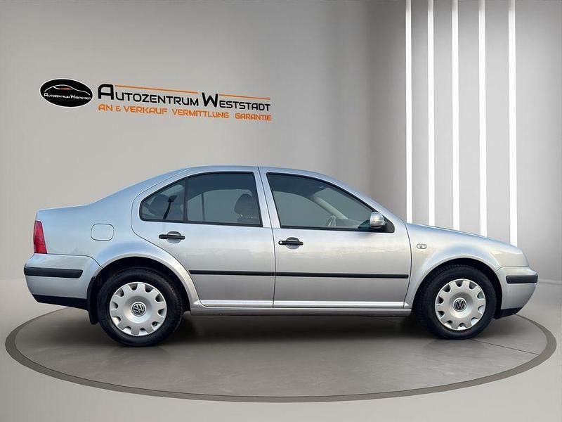 Gebraucht VW Bora Comfortline 105 PS (77 kW) 2003 Silber Limousine