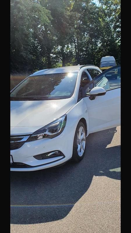 Gebraucht Opel Astra 125 PS (91 kW) 2017 Weiß Kombi