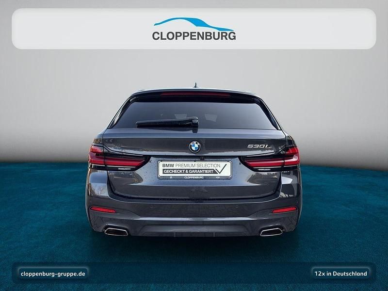 Gebraucht BMW 530 M Sport 252 PS (185 kW) 2021 Sophistograu brillanteffekt Kombi