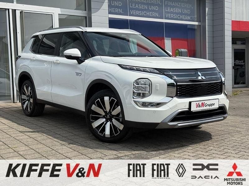 Andenweiß Neu 2025 Mitsubishi Outlander P-HEV Edition SUV | 46.490 € (Superpreis) - Bild 1/4