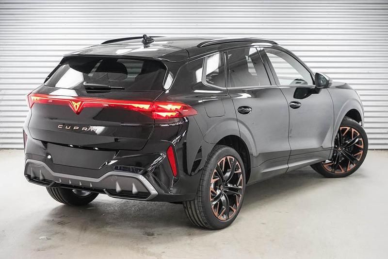 Midnight black metallic (0e) Neu 2025 Cupra Terramar VZ SUV | 44.990 € (Fairer Preis) - Bild 1/3