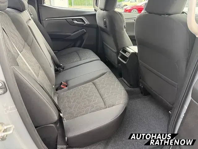 Neu Isuzu D-Max 163 PS (119 kW) 2026 Kinabalu gray Pickup