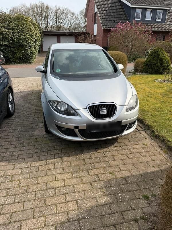 Gebraucht Seat Altea 110 PS (80 kW) 2004 Silber Van / Kleinbus