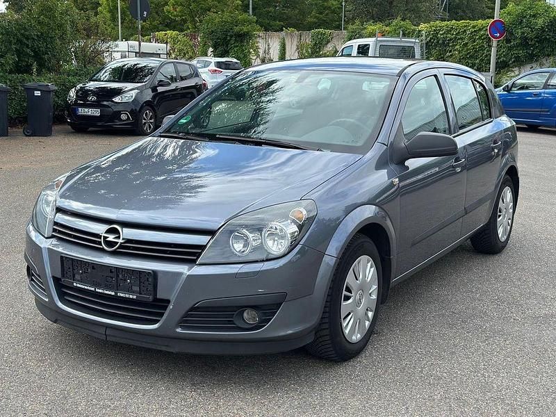 Moonland Gebraucht 2004 Opel Astra Basis Limousine | 2.290 € (Fairer Preis) - Bild 1/4