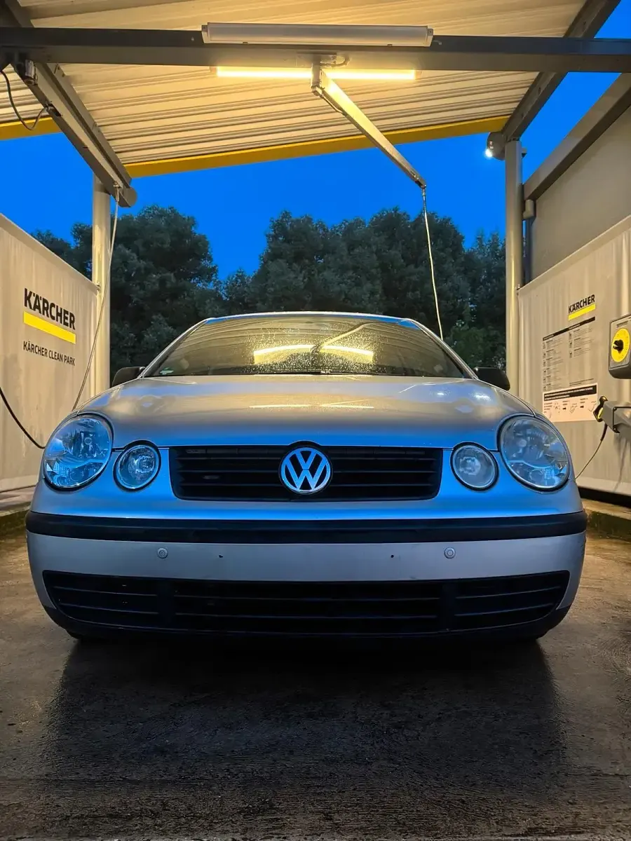 Gebraucht VW Polo 64 PS (47 kW) 2003 Grau Coupé