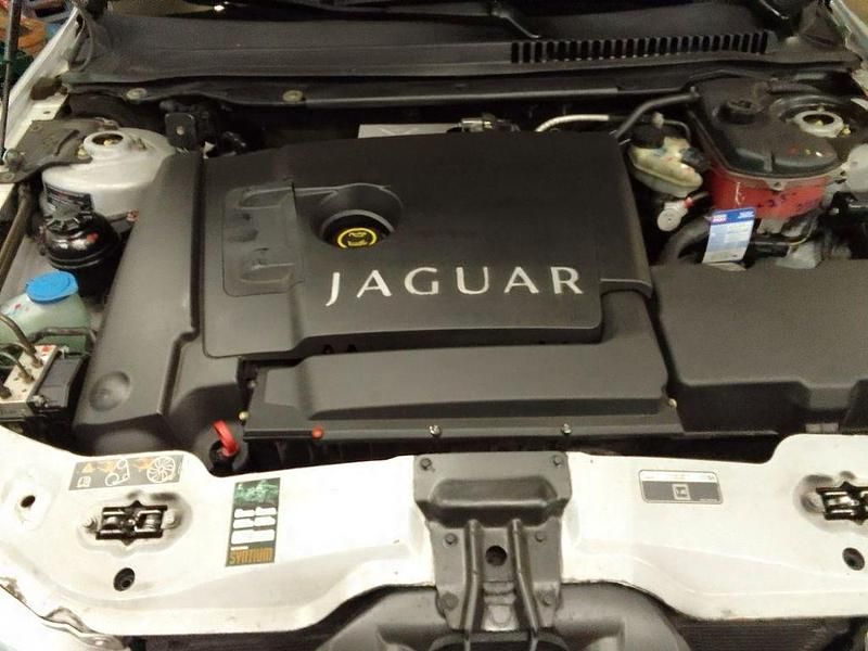 Gebraucht Jaguar X-type Executive 155 PS (114 kW) 2006 Silber Limousine