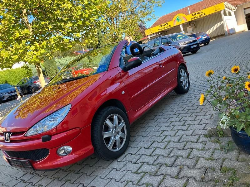 Rot Gebraucht 2005 Peugeot 206 CC Cabrio | 999 € (Guter Preis) - Bild 1/4