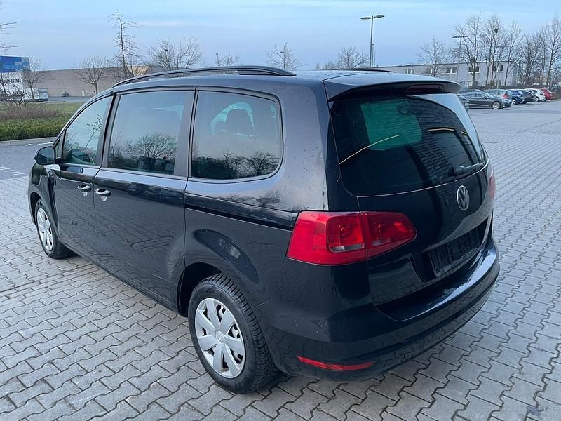 Gebraucht VW Sharan 140 PS (102 kW) 2011 Schwarz Van / Kleinbus
