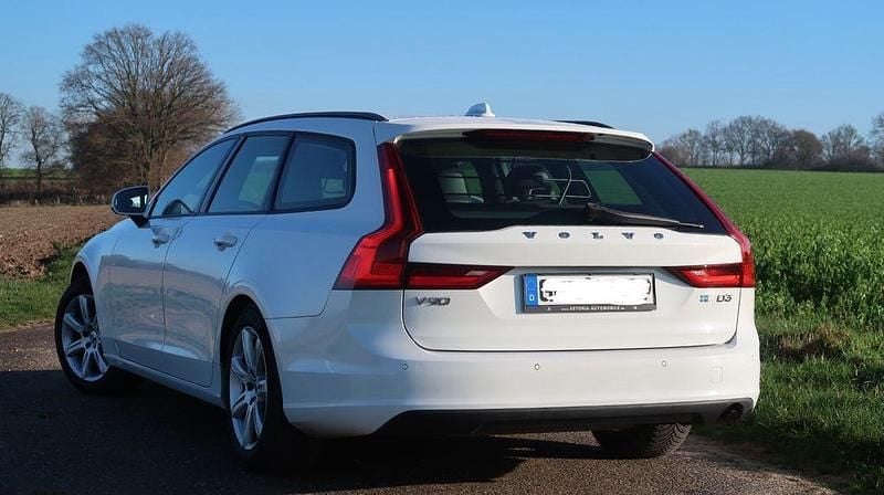 Gebraucht Volvo V90 150 PS (110 kW) 2018 Weiß Kombi