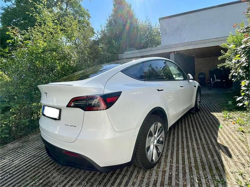 Gebraucht Tesla Model Y 378 kW (514 PS) 2021 Weiß SUV