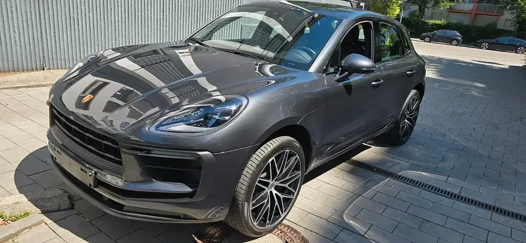 Gebraucht Porsche Macan 381 PS (280 kW) 2023 Grau SUV