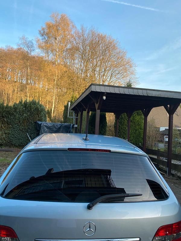 Gebraucht Mercedes B170 116 PS (85 kW) 2006 Silber Van / Kleinbus