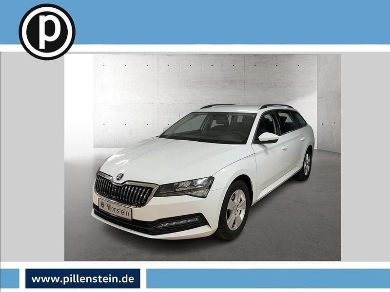 Weiß Gebraucht 2022 Skoda Superb Ambition Kombi | 24.207 € (Fairer Preis) - Bild 1/2