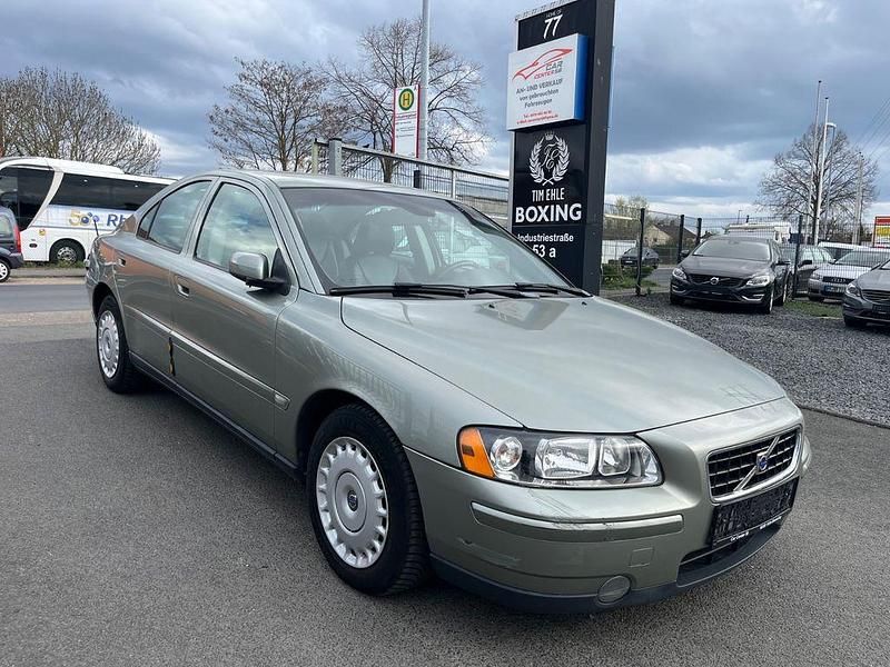 Gebraucht Volvo S60 Momentum 126 PS (92 kW) 2006 Silber Limousine