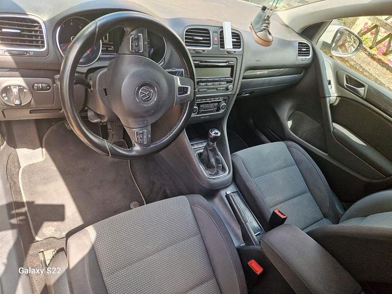 Gebraucht VW Golf VI Highline 122 PS (89 kW) 2010 Weiß Kleinwagen