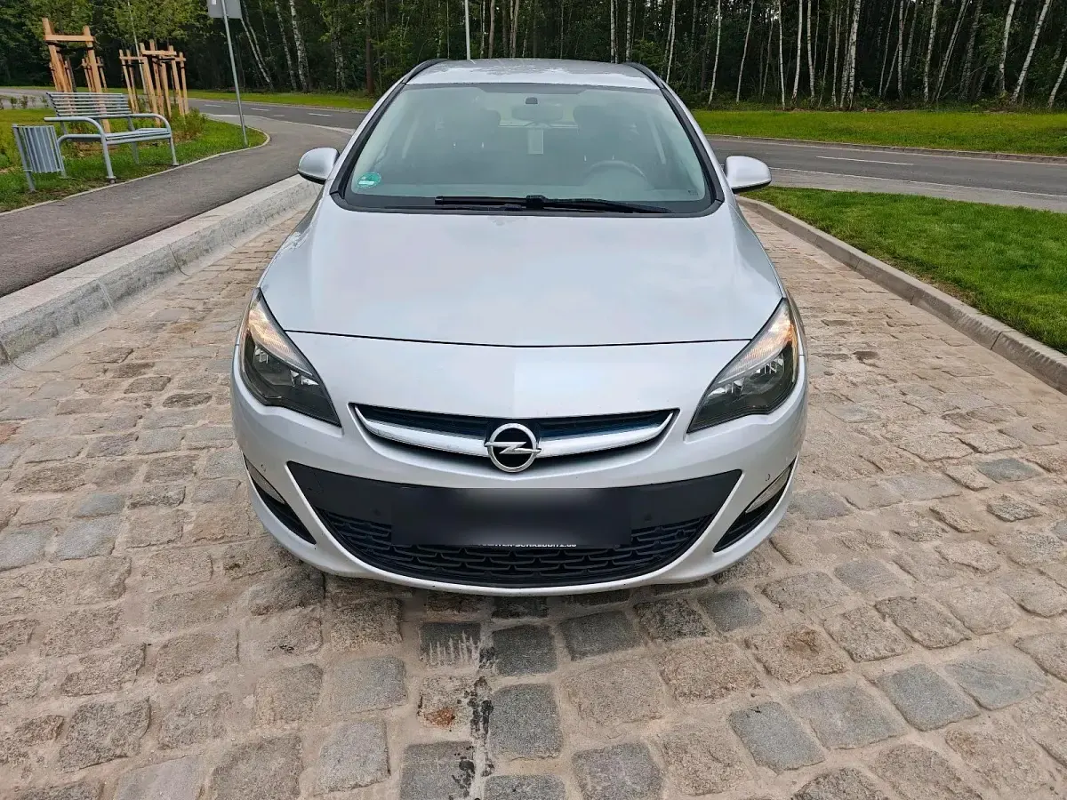 Gebraucht Opel Astra 110 PS (80 kW) 2026 Silber Kombi