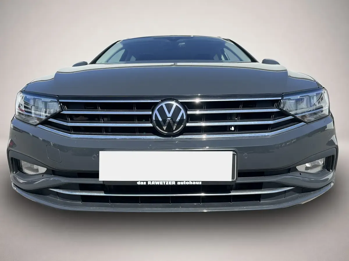 Gebraucht VW Passat Business 200 PS (147 kW) 2021 Grau Kombi