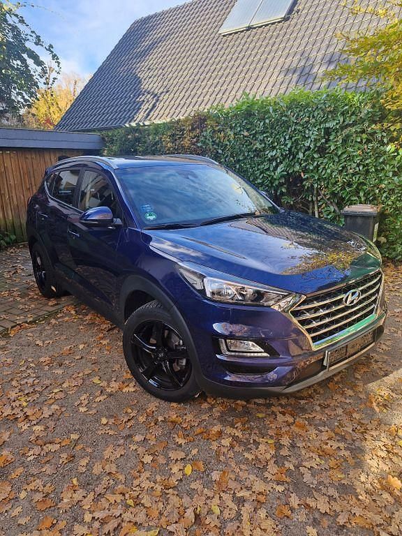 Blau Gebraucht 2020 Hyundai Tucson Advantage SUV | 18.900 € (Superpreis) - Bild 1/4