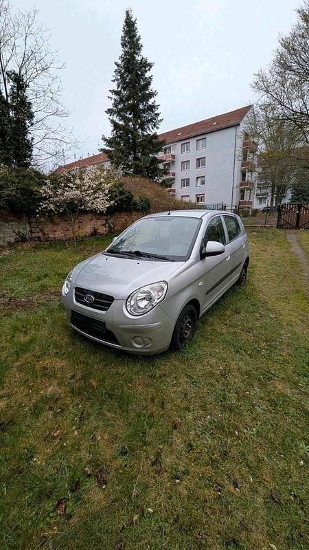Second-hand Kia Picanto 68 CP (50 kW) 2008 Argintiu Hatchback