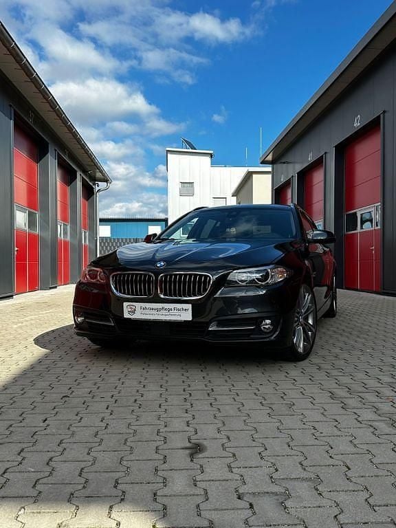 Schwarz Gebraucht 2016 BMW 525 Limousine | 16.300 € (Guter Preis) - Bild 1/4