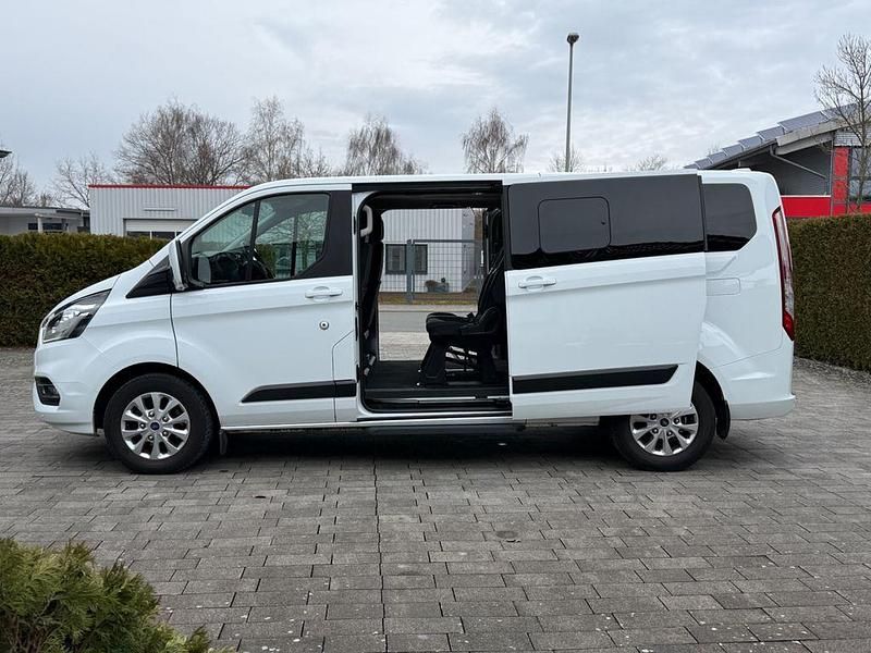 Gebraucht Ford Tourneo 131 PS (96 kW) 2020 Weiß Kombi