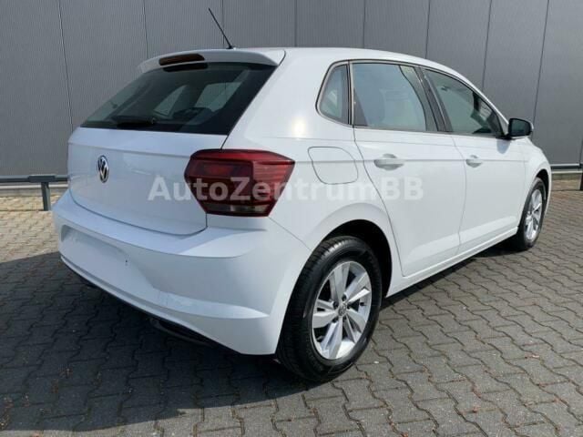 Gebraucht VW Polo Comfortline 80 PS (58 kW) 2019 Weiß metallic Kleinwagen