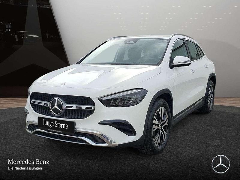 Gebraucht Mercedes GLA220 Progressive 190 PS (139 kW) 2024 Weiß SUV