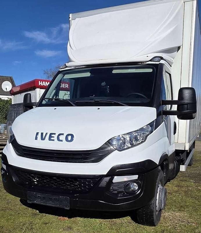 Gebraucht Iveco Daily 179 PS (131 kW) 2018 Van