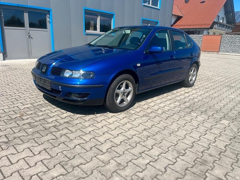 Blau Gebraucht 1999 Seat Leon Kleinwagen | 1.750 € (Fairer Preis) - Bild 1/4