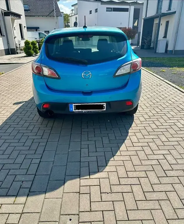 Gebraucht Mazda 3 Edition 150 PS (110 kW) 2011 Blau Limousine