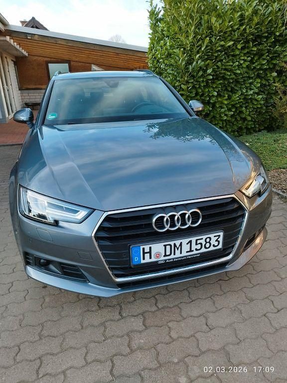 Gebraucht Audi A4 Design 190 PS (139 kW) 2018 Kombi