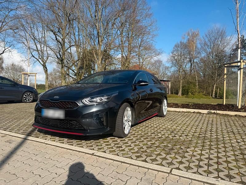 Gebraucht Kia ProCeed 200 PS (147 kW) 2019 Schwarz Kombi