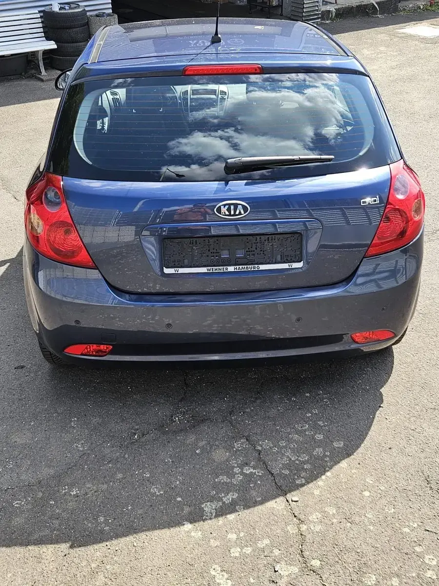 Gebraucht Kia Ceed 90 PS (66 kW) 2008 Blau Kleinwagen