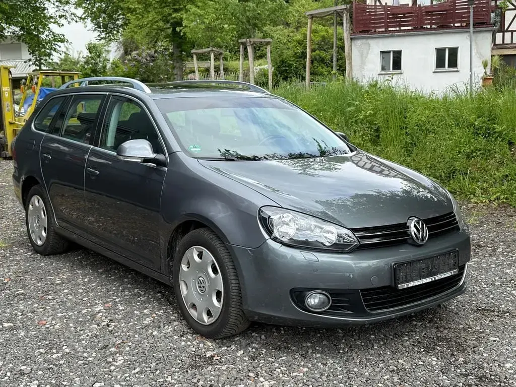 Gebraucht VW Golf VI Highline 140 PS (102 kW) 2010 Grau Kleinwagen