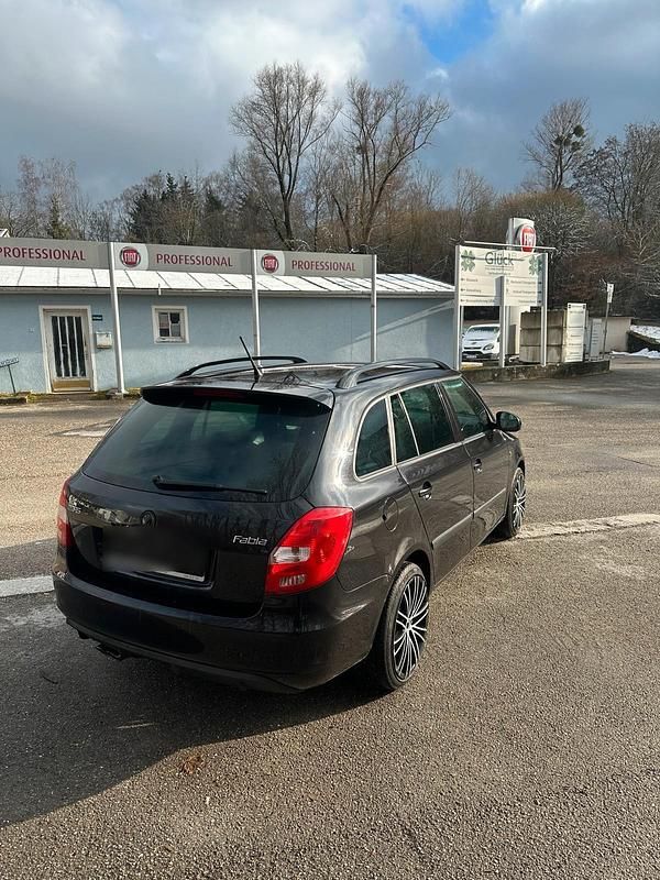 Gebraucht Skoda Fabia 180 PS (132 kW) 2011 Schwarz Kombi