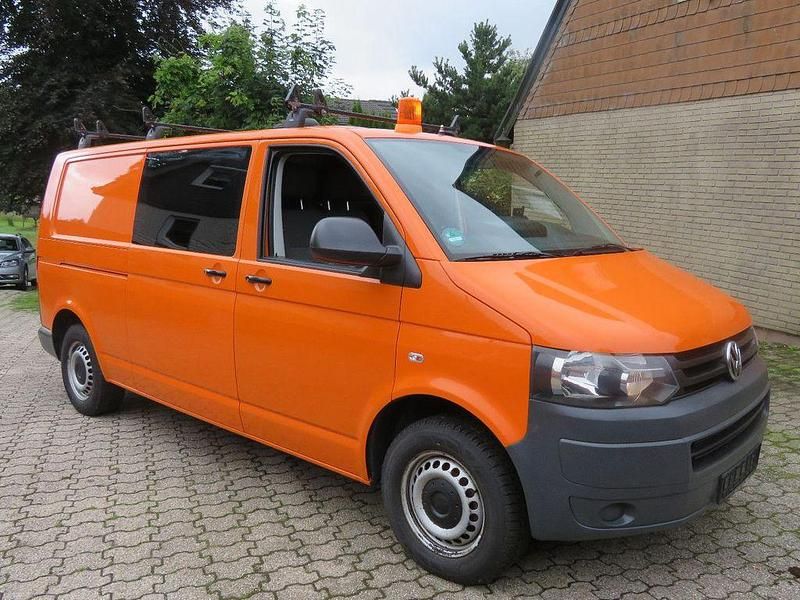 Orange Gebraucht 2011 VW T5 Van | 15.620 € (Teuer) - Bild 1/4