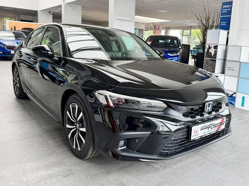 Gebraucht Honda Civic Elegance 182 PS (133 kW) 2025 Crystal black p. Limousine